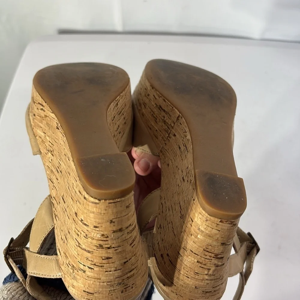 🍴 me too tan, leather, cork, wedge, sandals, Pepper